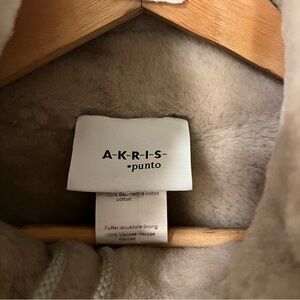Akris Punto Beige Lambskin Coat